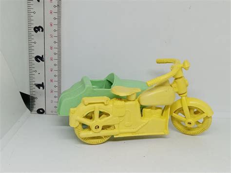 90s tricycle